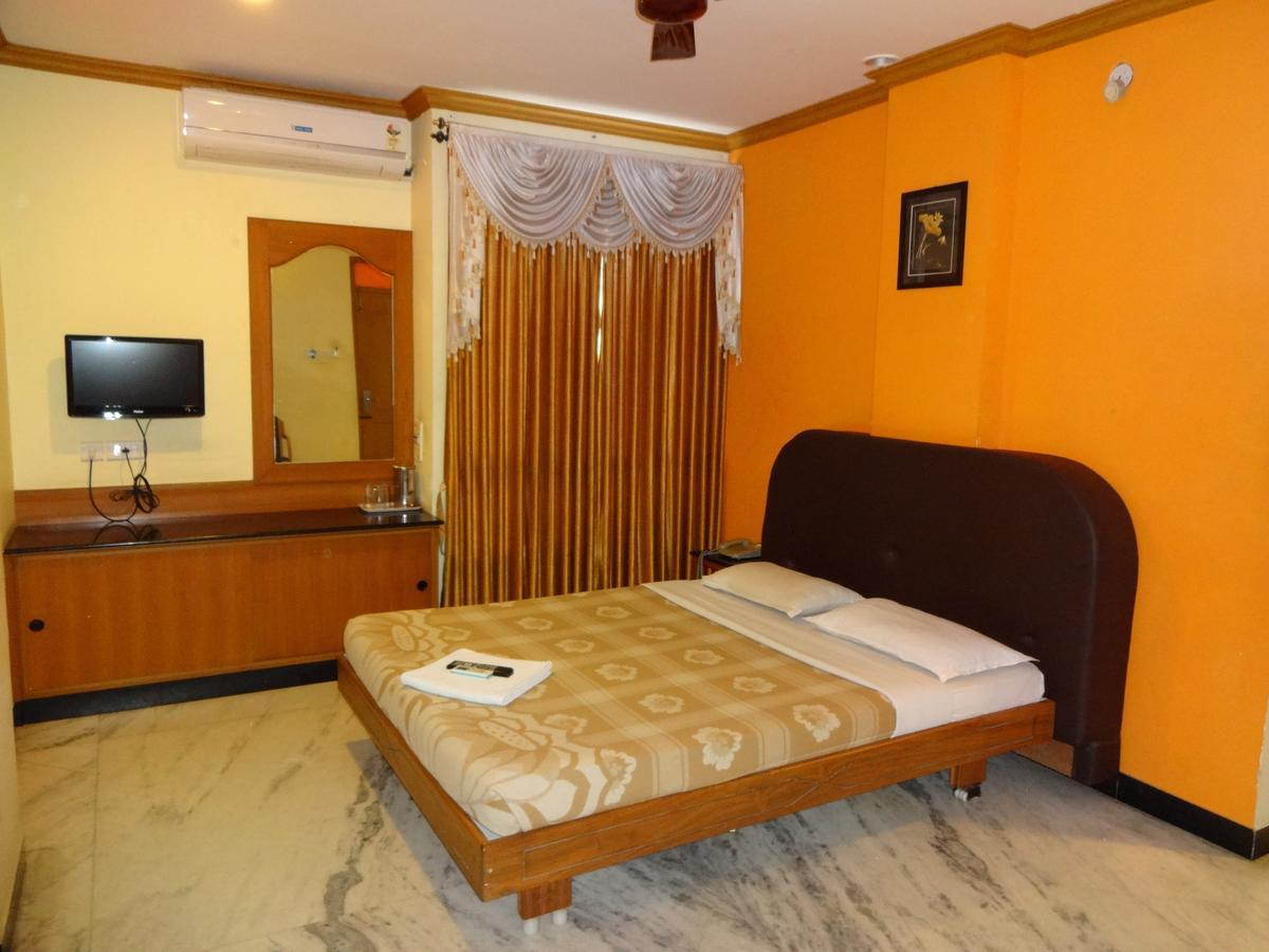 Hotel Grand Palace 哥印拜陀 外观 照片